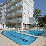 Hotel Sahara