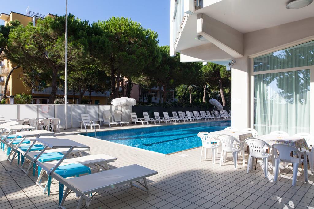 Hotel Sahara 3*