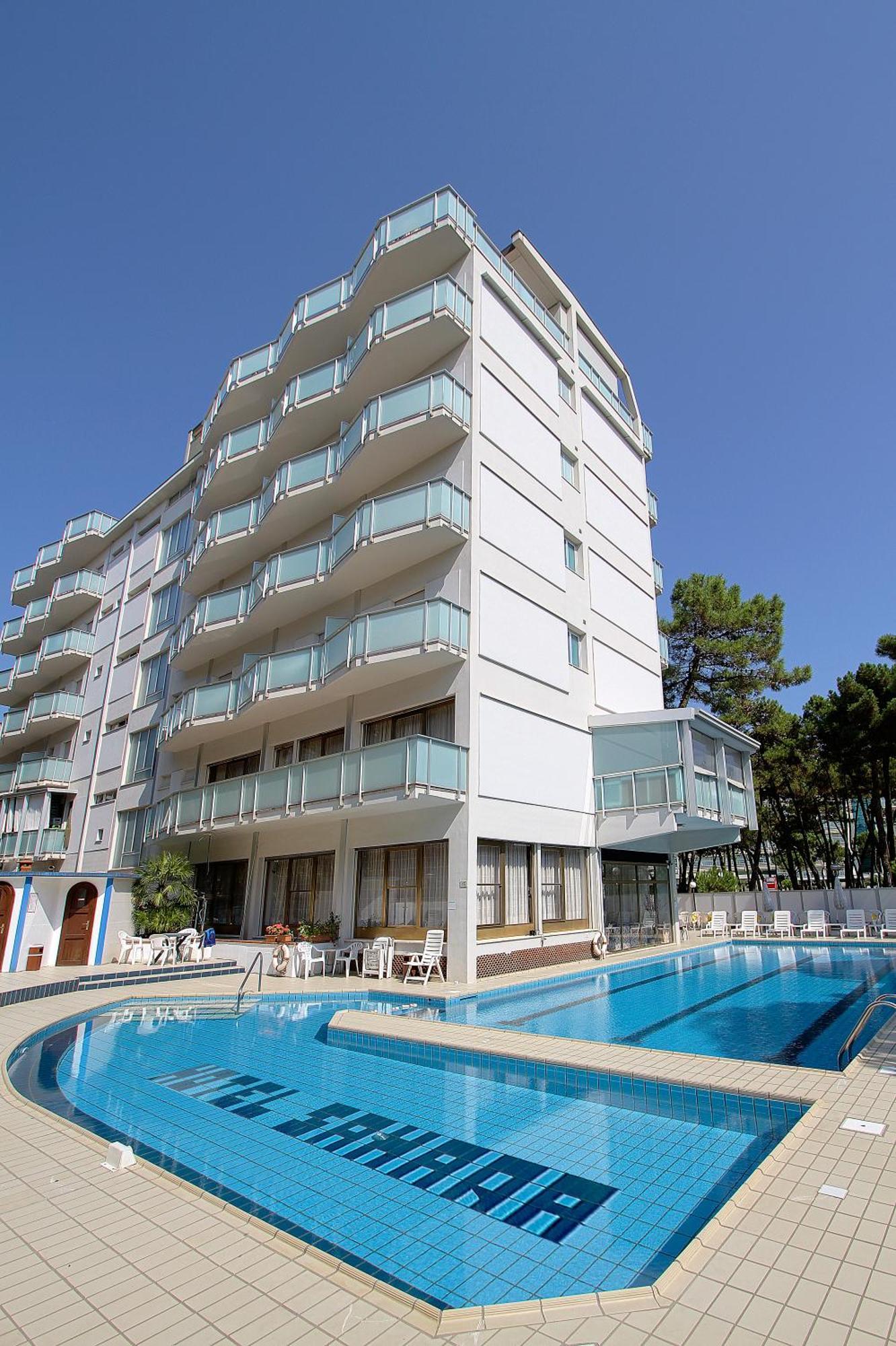 Hotel Sahara 3*