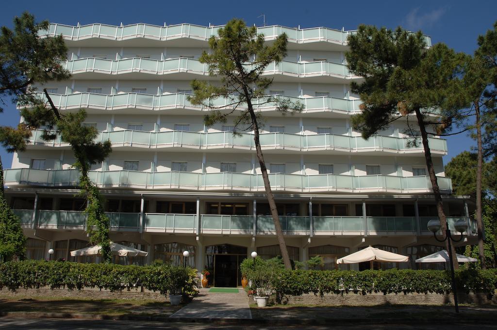 Sahara 3*
