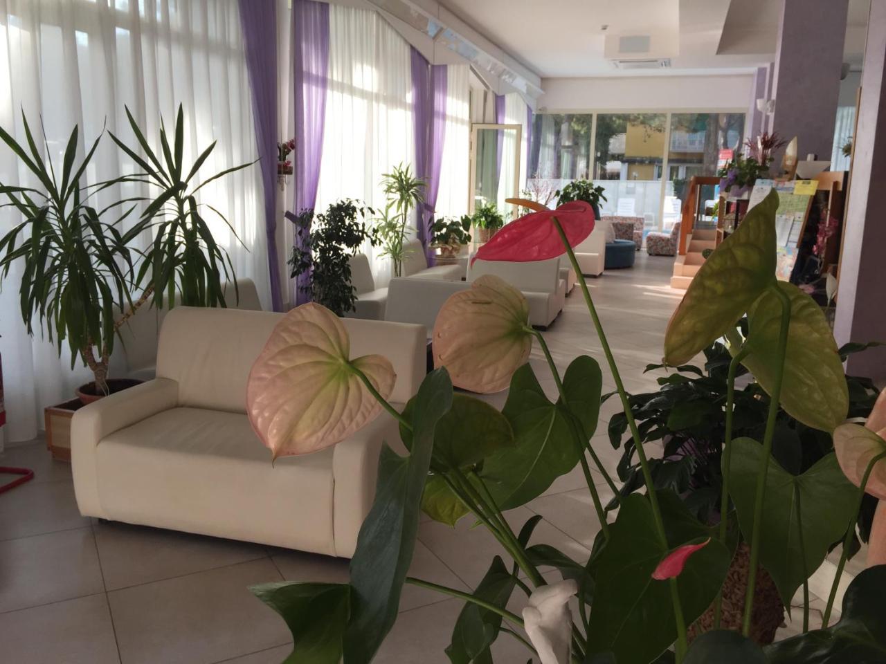 Sahara Hotel